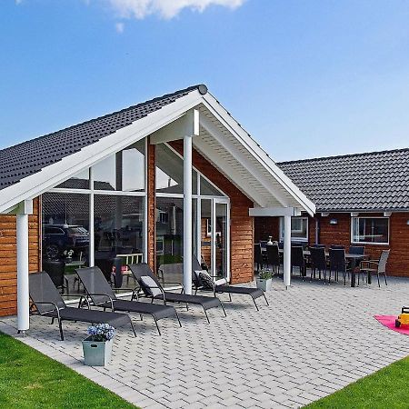 קפלן 12 Person Holiday Home In Hasselberg חדר תמונה
